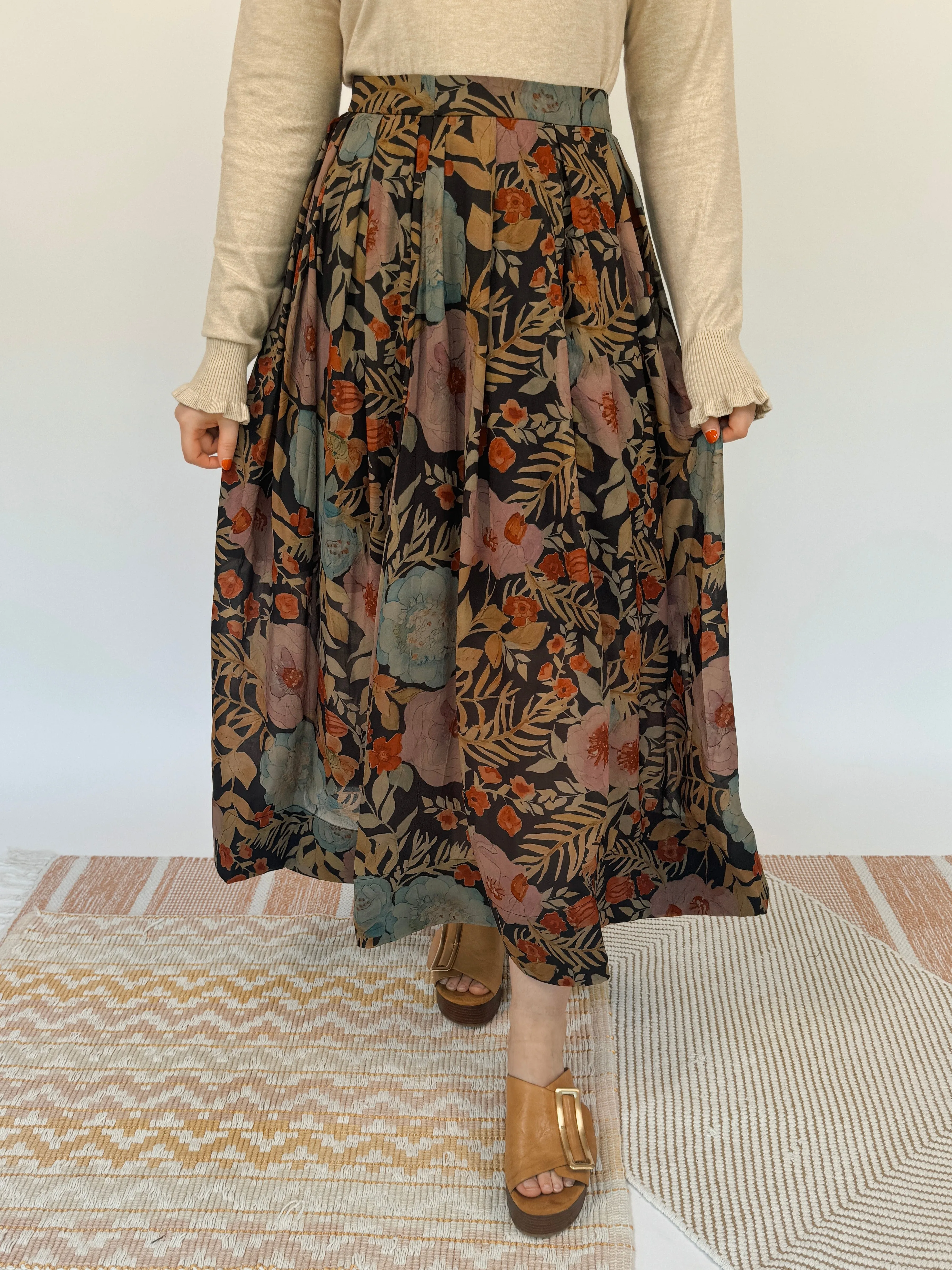 Annissa High Waisted Maxi Skirt