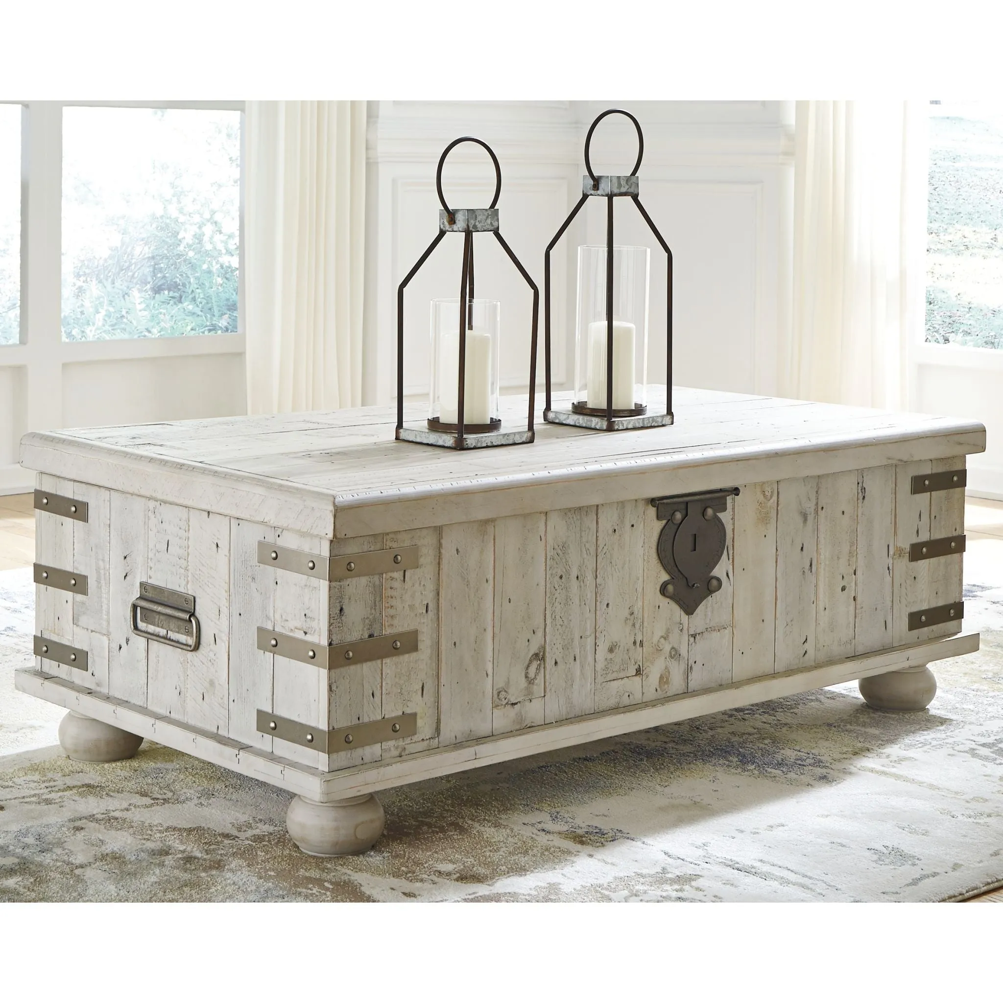 Carynhurst Coffee Table with Lift Top