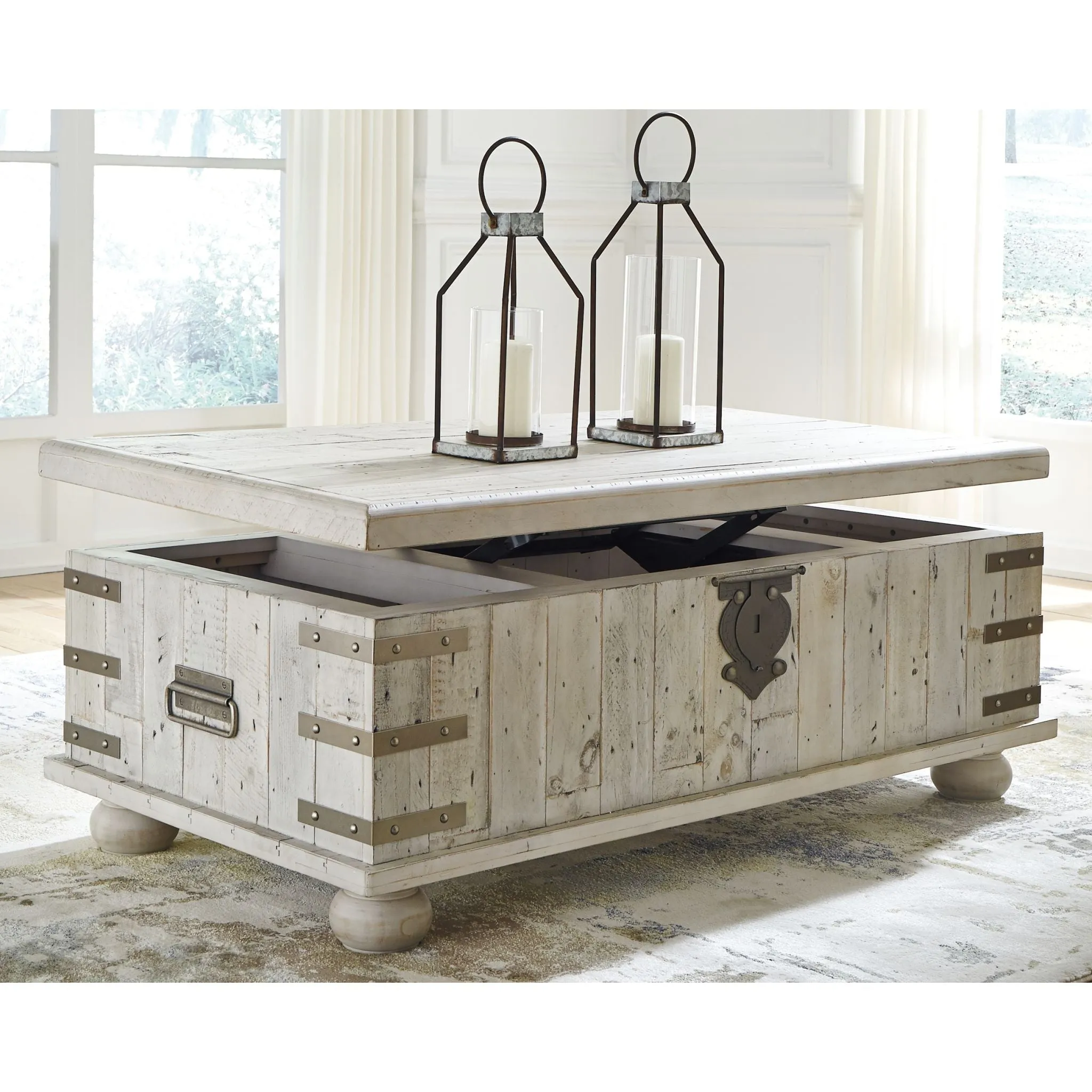 Carynhurst Coffee Table with Lift Top