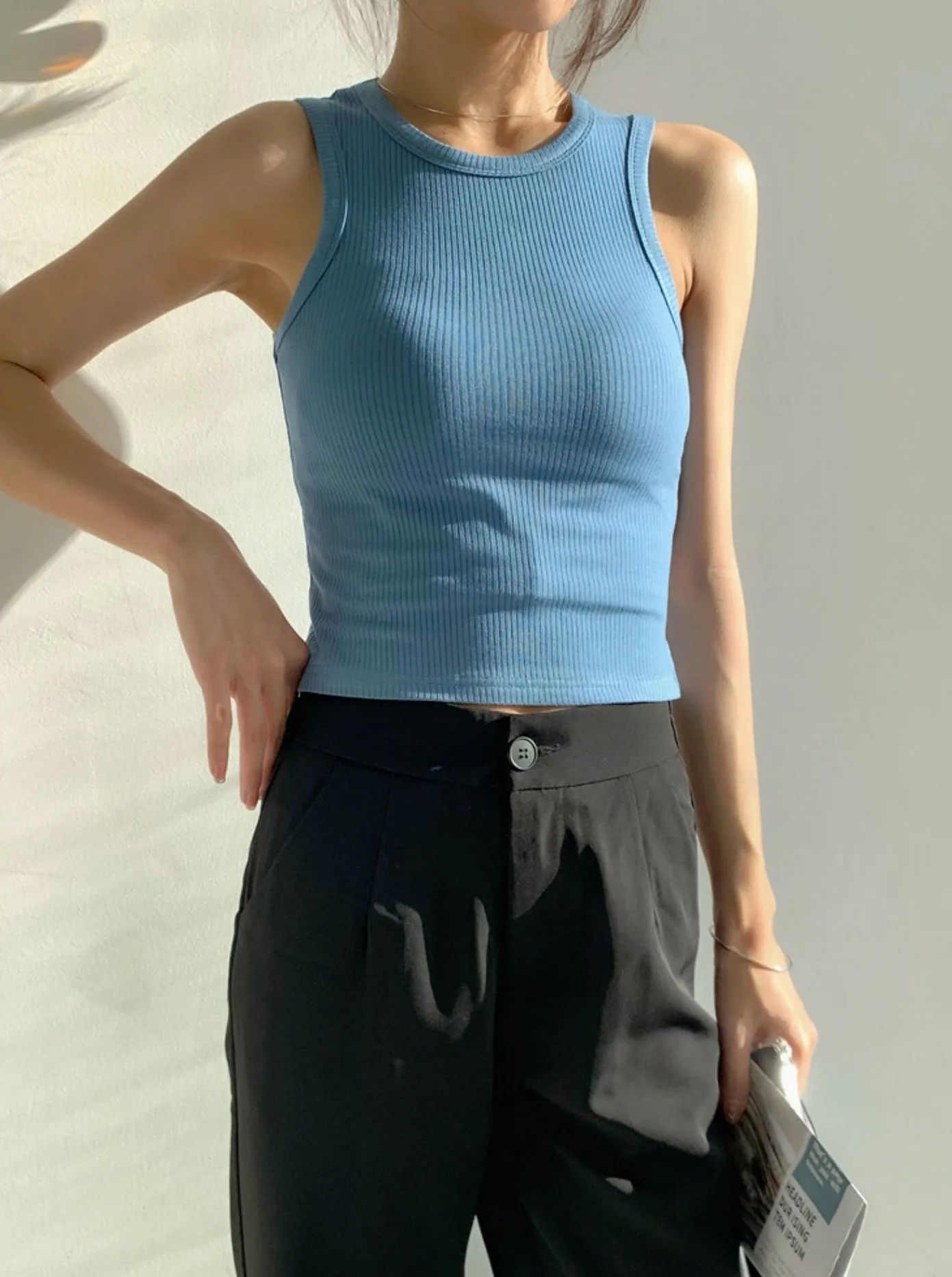 Cropped Tank Top (ready stock in XL/ 4 colours)