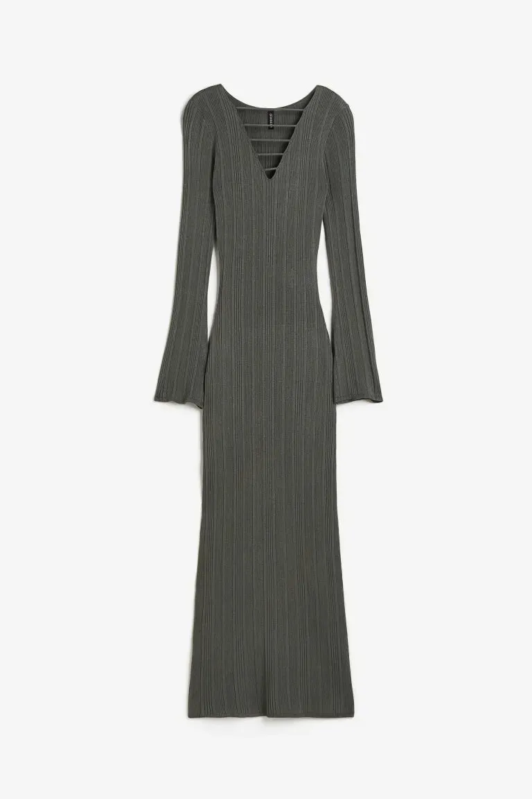 H&M ribbed knit dress with ribbon details, green