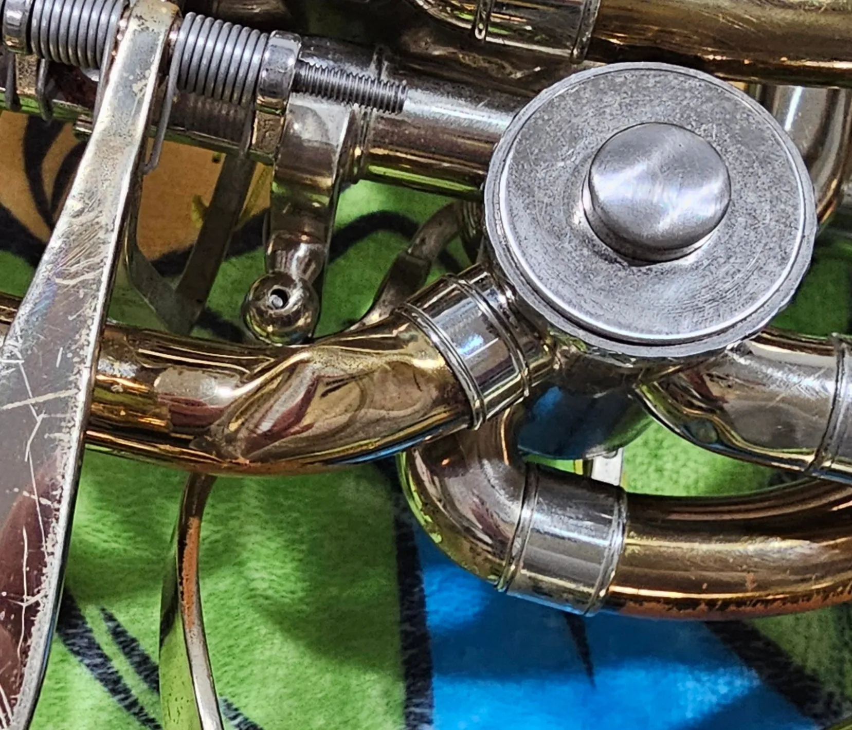 Holton H-378 Double French Horn VERY GOOD COMPRESSION (Free Shipping Lower 48 States)