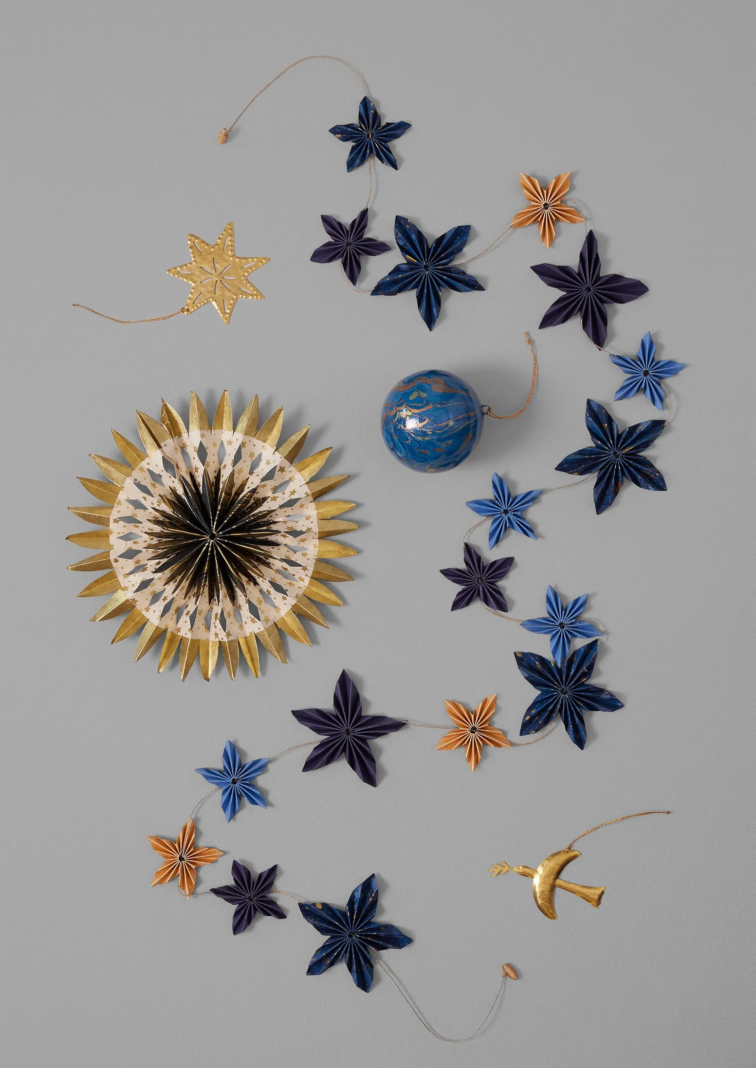 Marbled Star Paper Garland | Mixed Blues/Gold