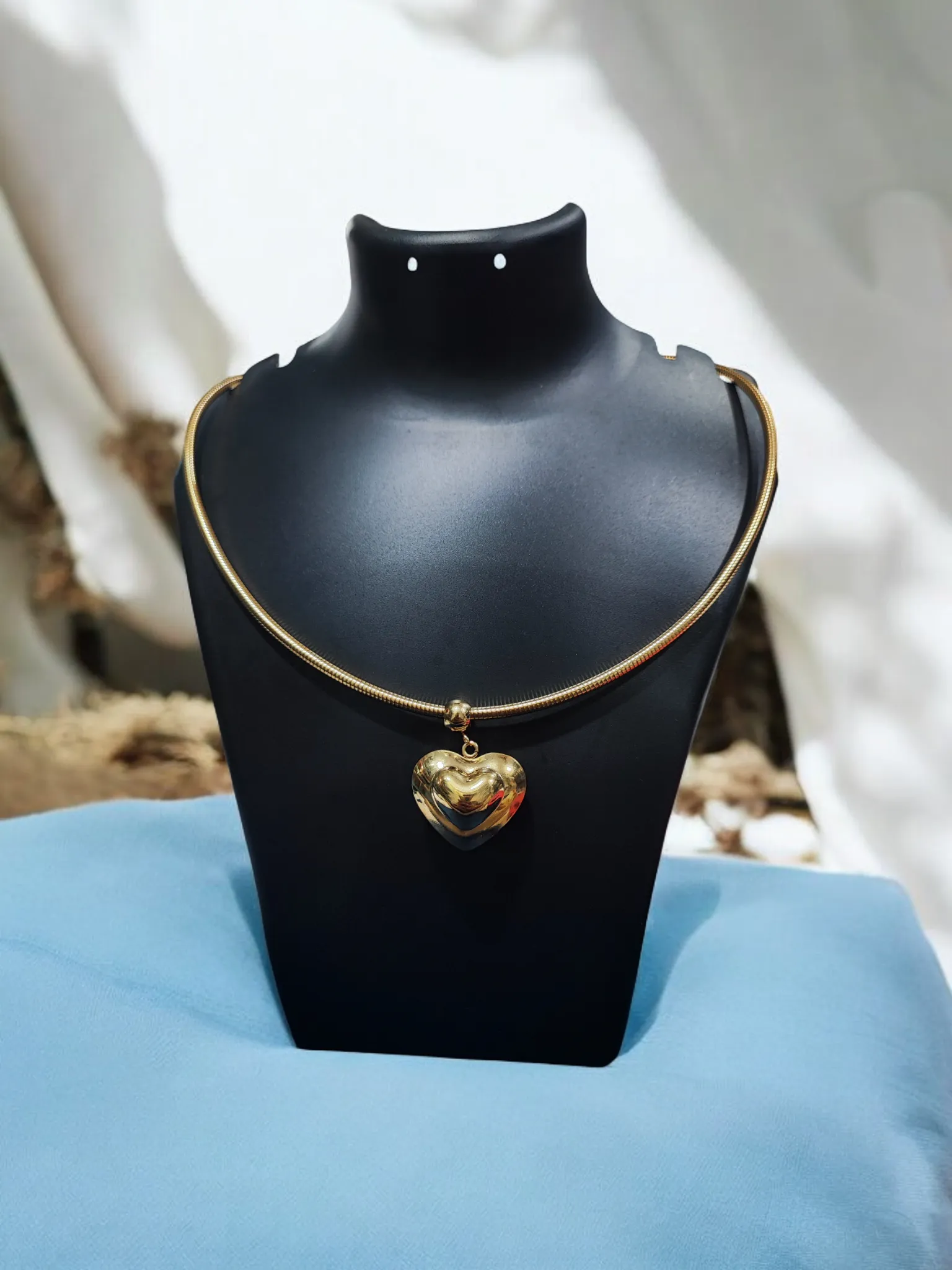Pearlfect Stretchable Band Heart Chain