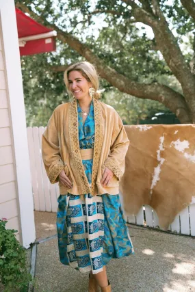 Proud Kimono in Golden Velvet with Sequins and Beadwork