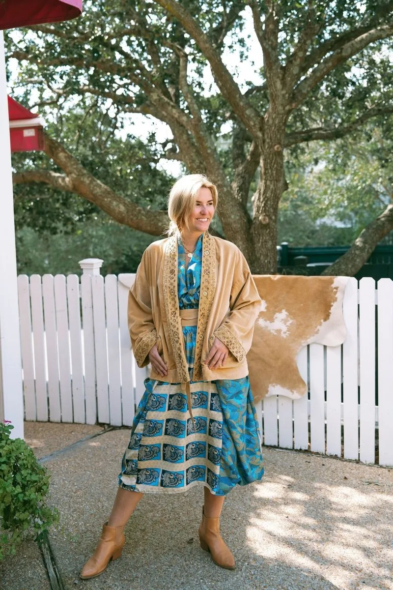 Proud Kimono in Golden Velvet with Sequins and Beadwork