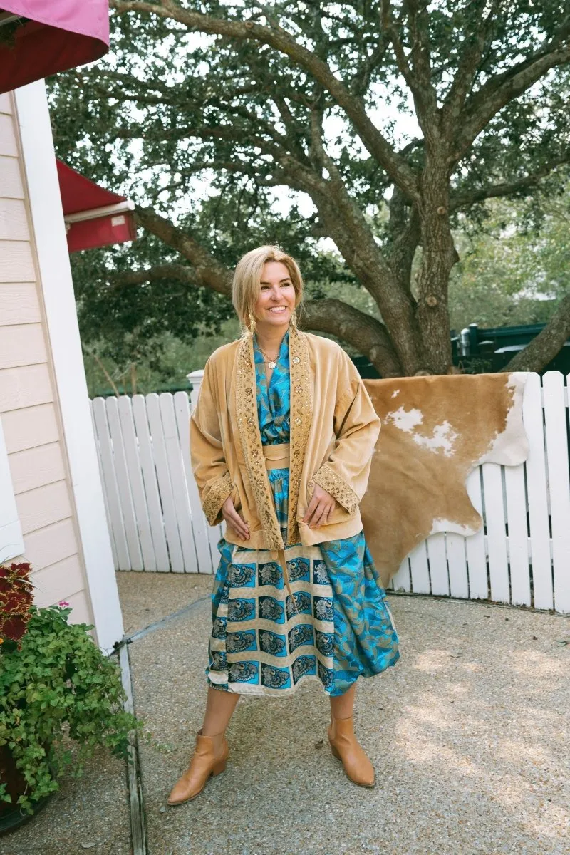 Proud Kimono in Golden Velvet with Sequins and Beadwork