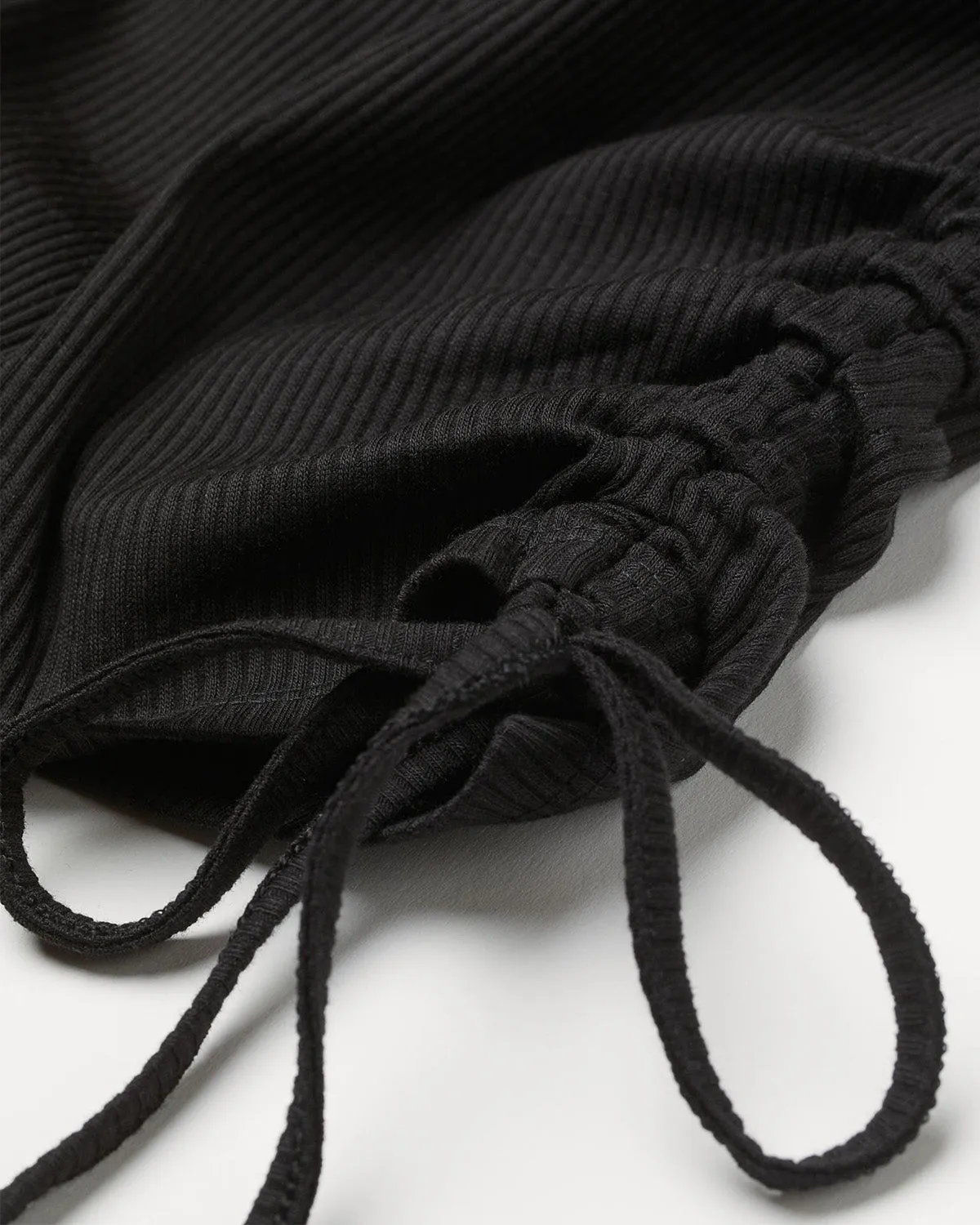 RIBBED RUCHED TOP