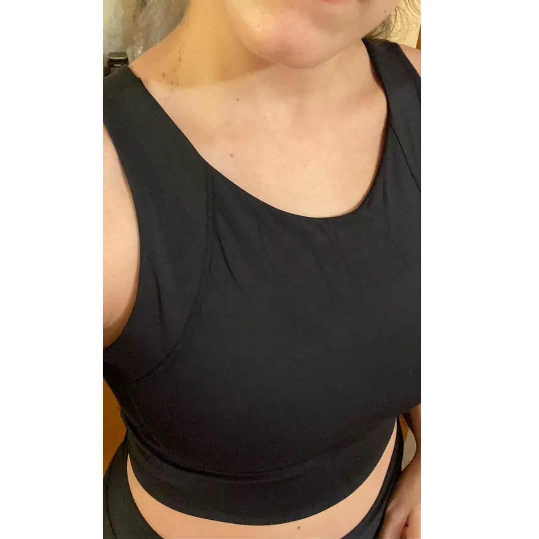 Seamless Padded Soft Crop Top
