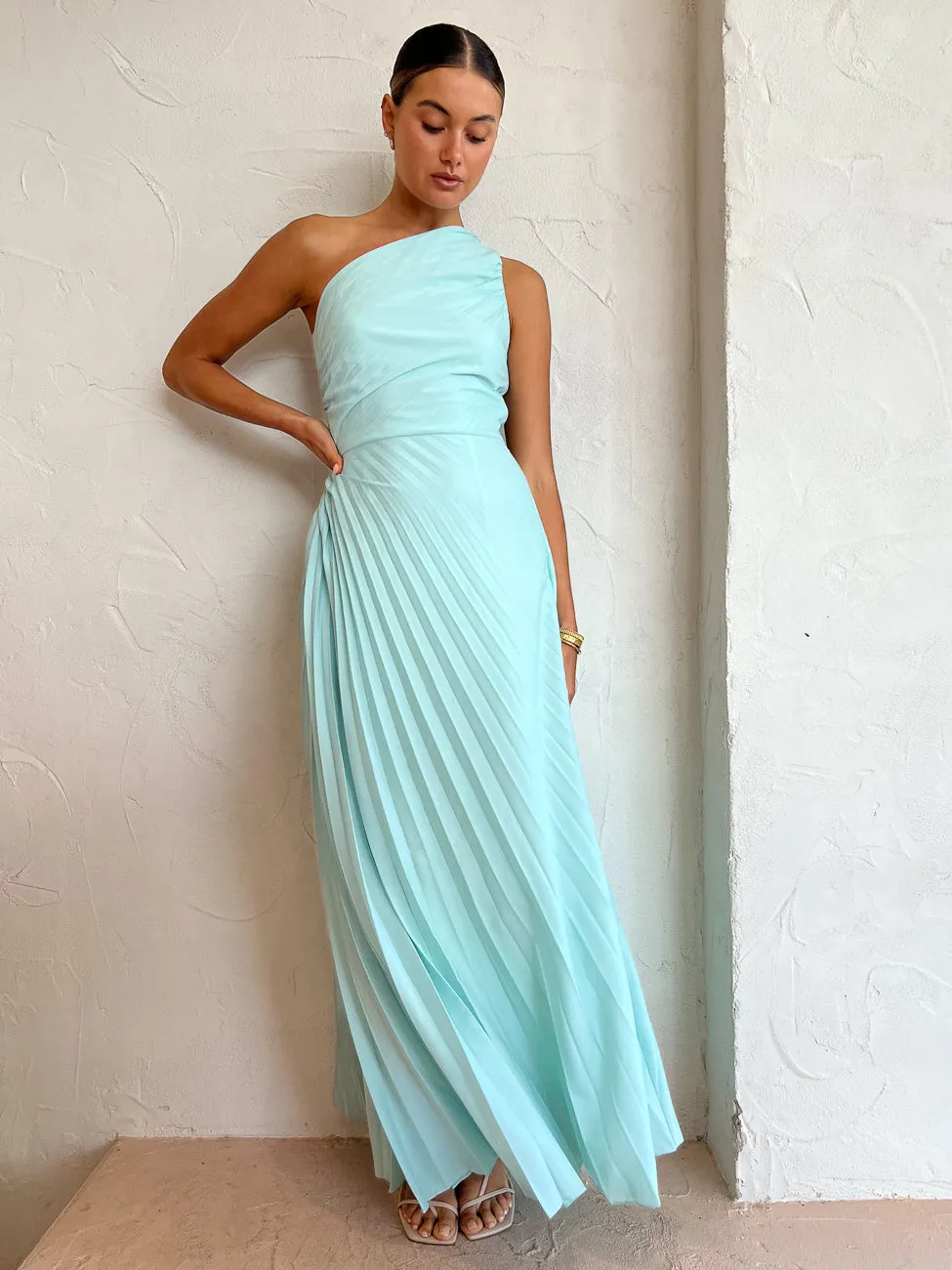 Sonya Azalea Gown in Pastel Mint