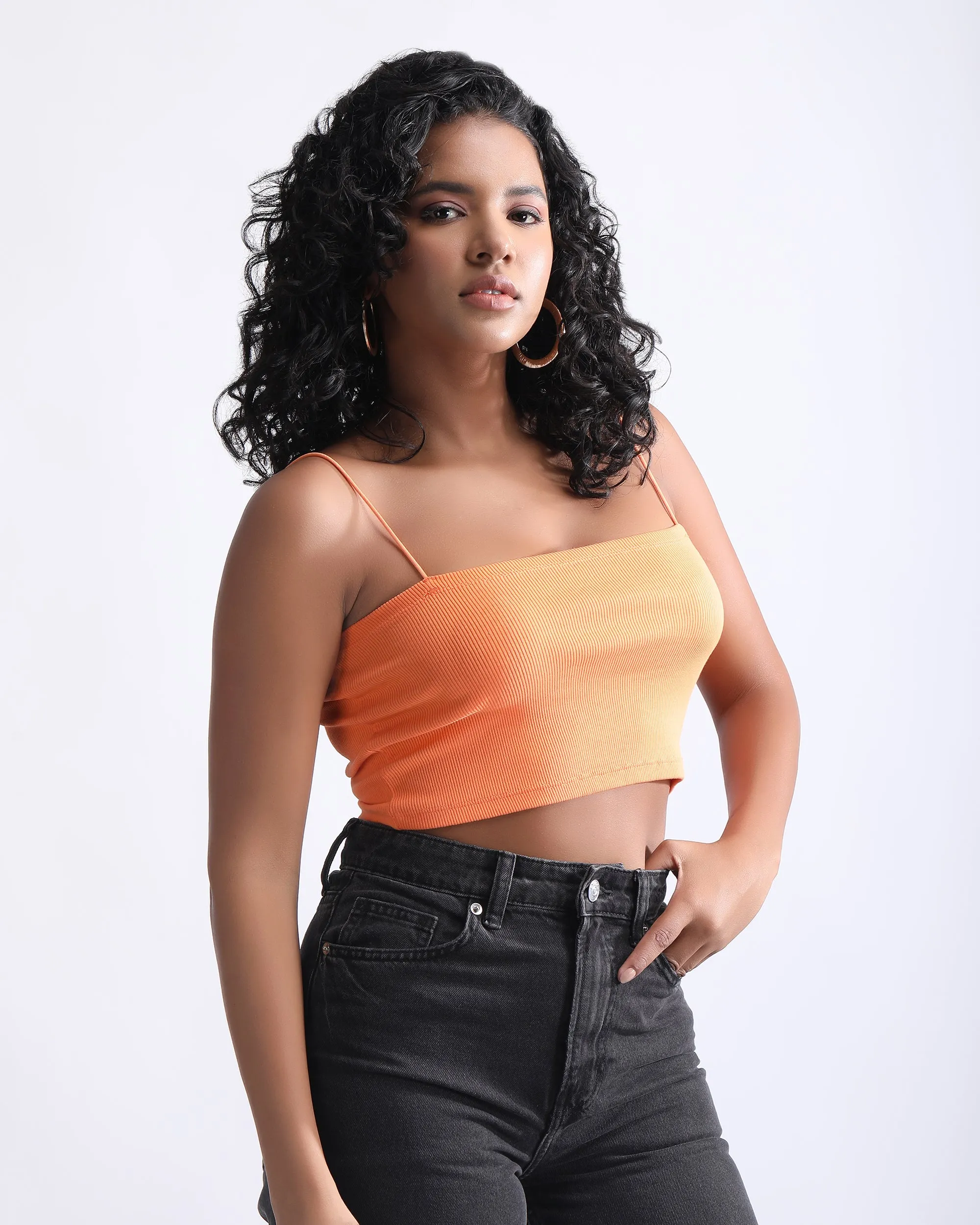 SPAGHETTI STRAP RIBBED CROP TOP
