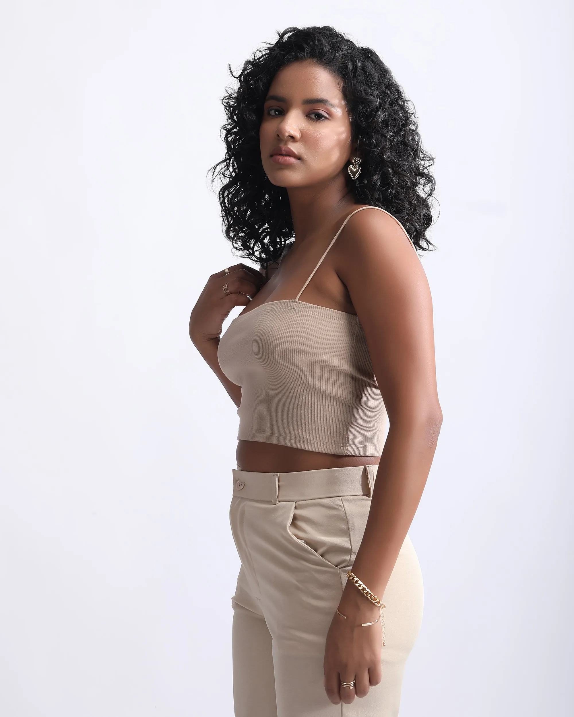 SPAGHETTI STRAP RIBBED CROP TOP