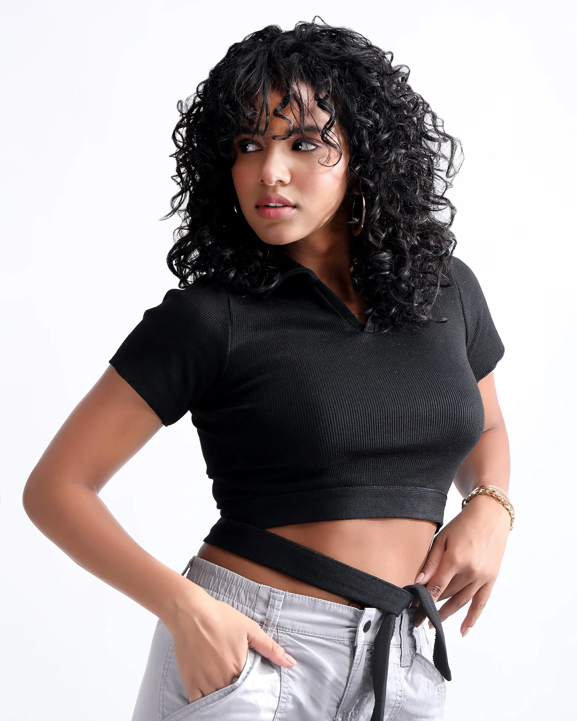 TIE KNOT RIBBED CROP TOP