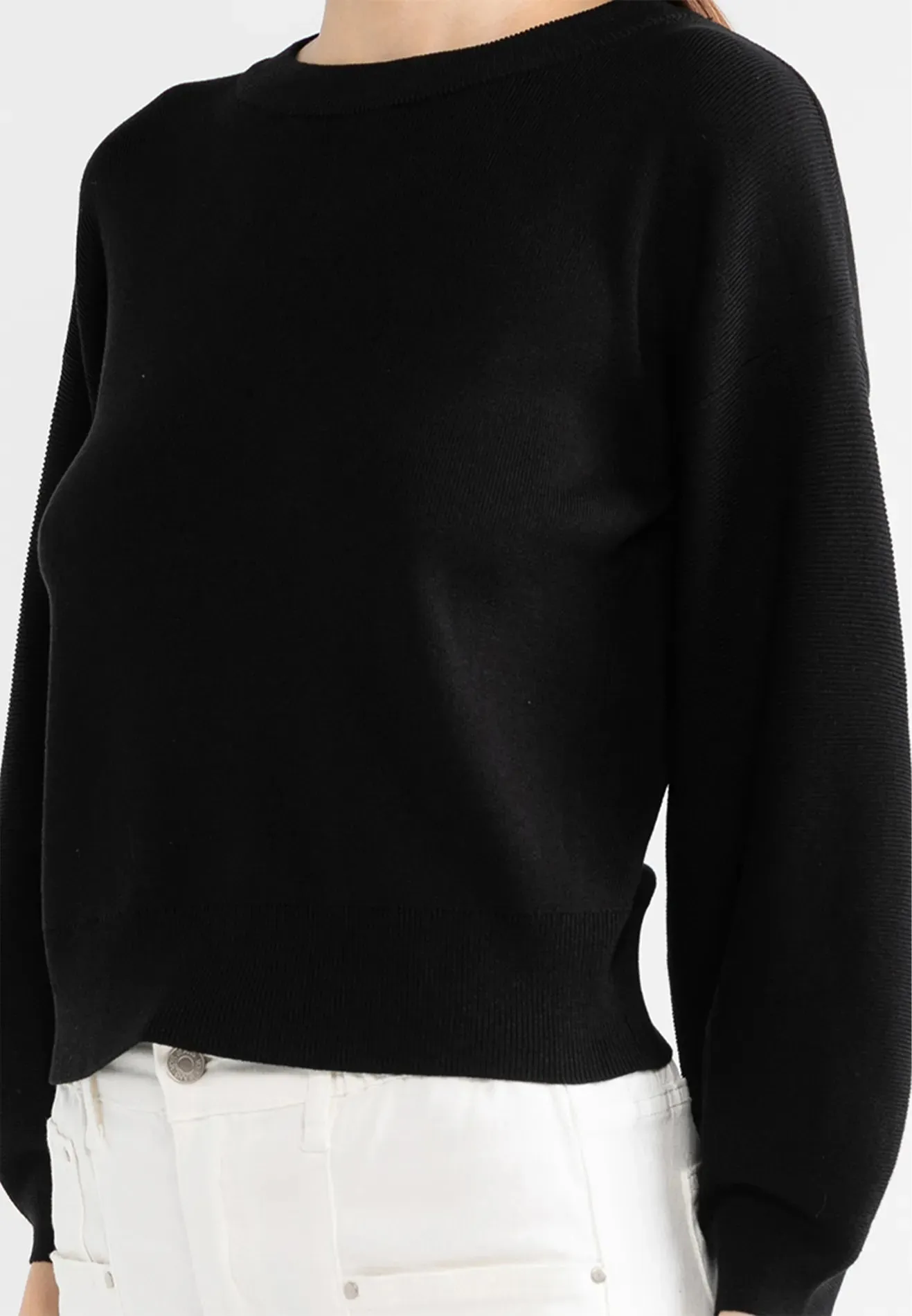VOIR JEANS Hey Summer Collection: Plain Solid Colour Knitted Sweatshirt