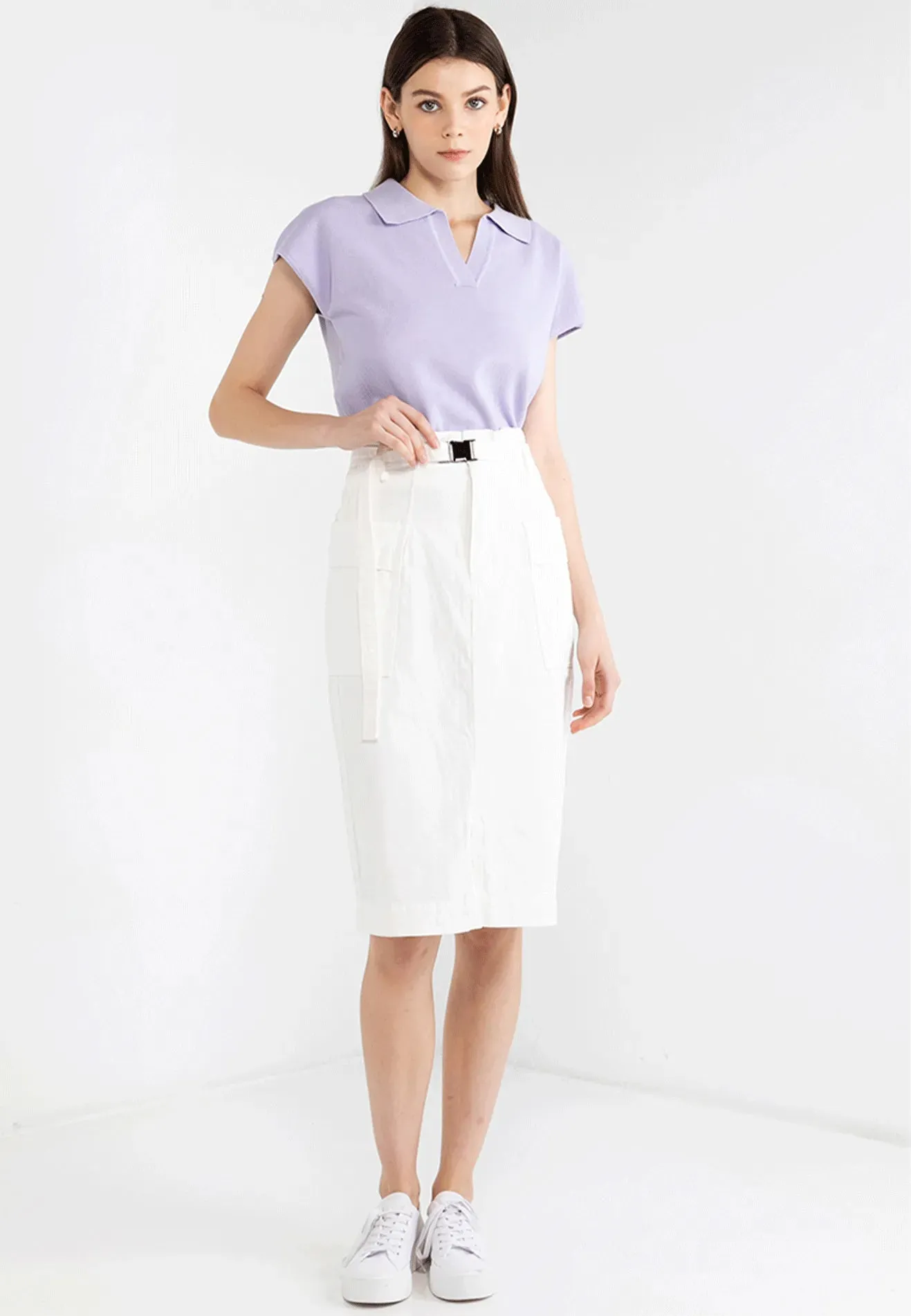 VOIR JEANS Hey Summer Collection: V-Neck Short Sleeves Boxy Top