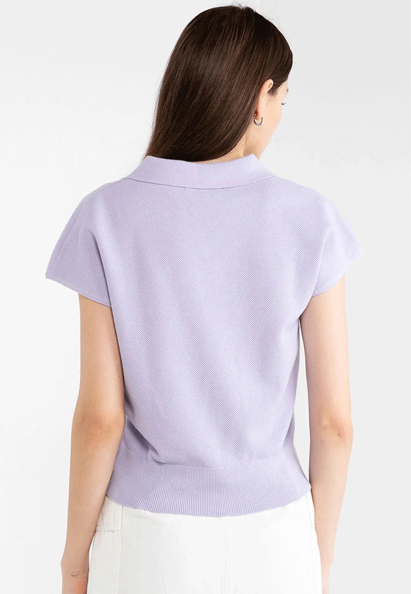 VOIR JEANS Hey Summer Collection: V-Neck Short Sleeves Boxy Top